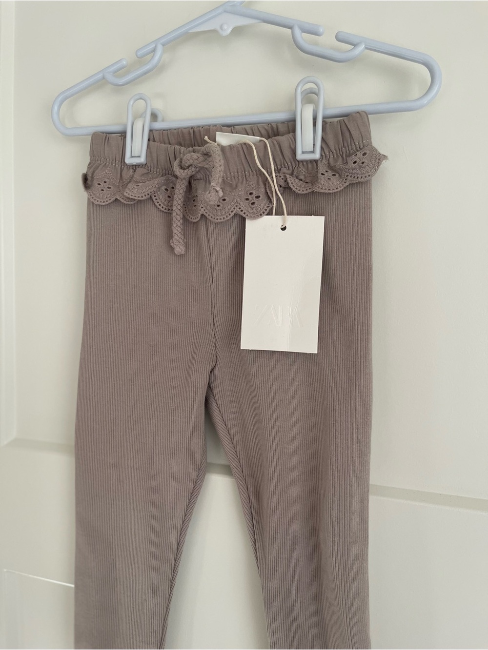 Zara Kids Taupe Ribbed Leggings with Lace Trim